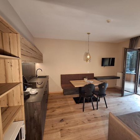 Alpenspitz Appartements - Garni - B&B Racines Kültér fotó