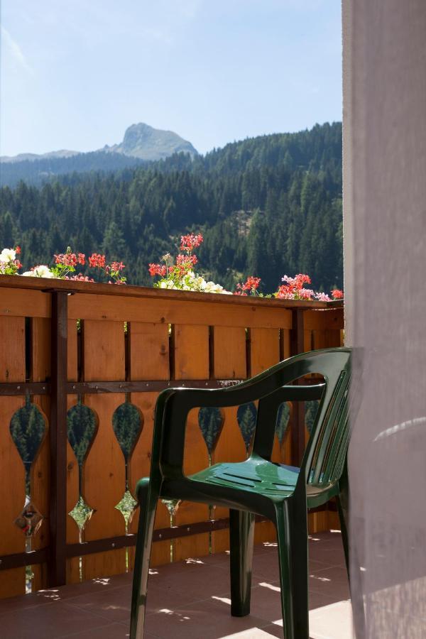 Alpenspitz Appartements - Garni - B&B Racines Kültér fotó