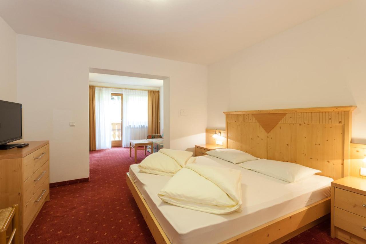 Alpenspitz Appartements - Garni - B&B Racines Kültér fotó
